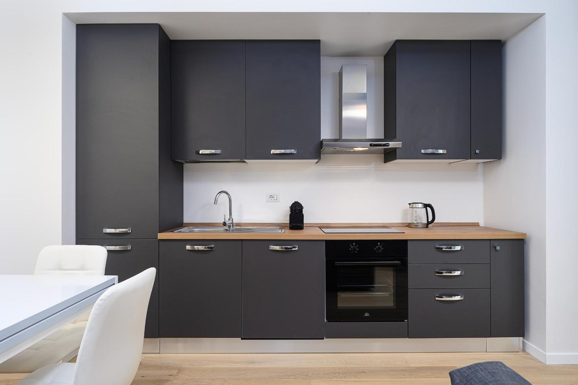 Suites In Porta Garibaldi & Chinatown - City Center Well Connected Милано Екстериор снимка
