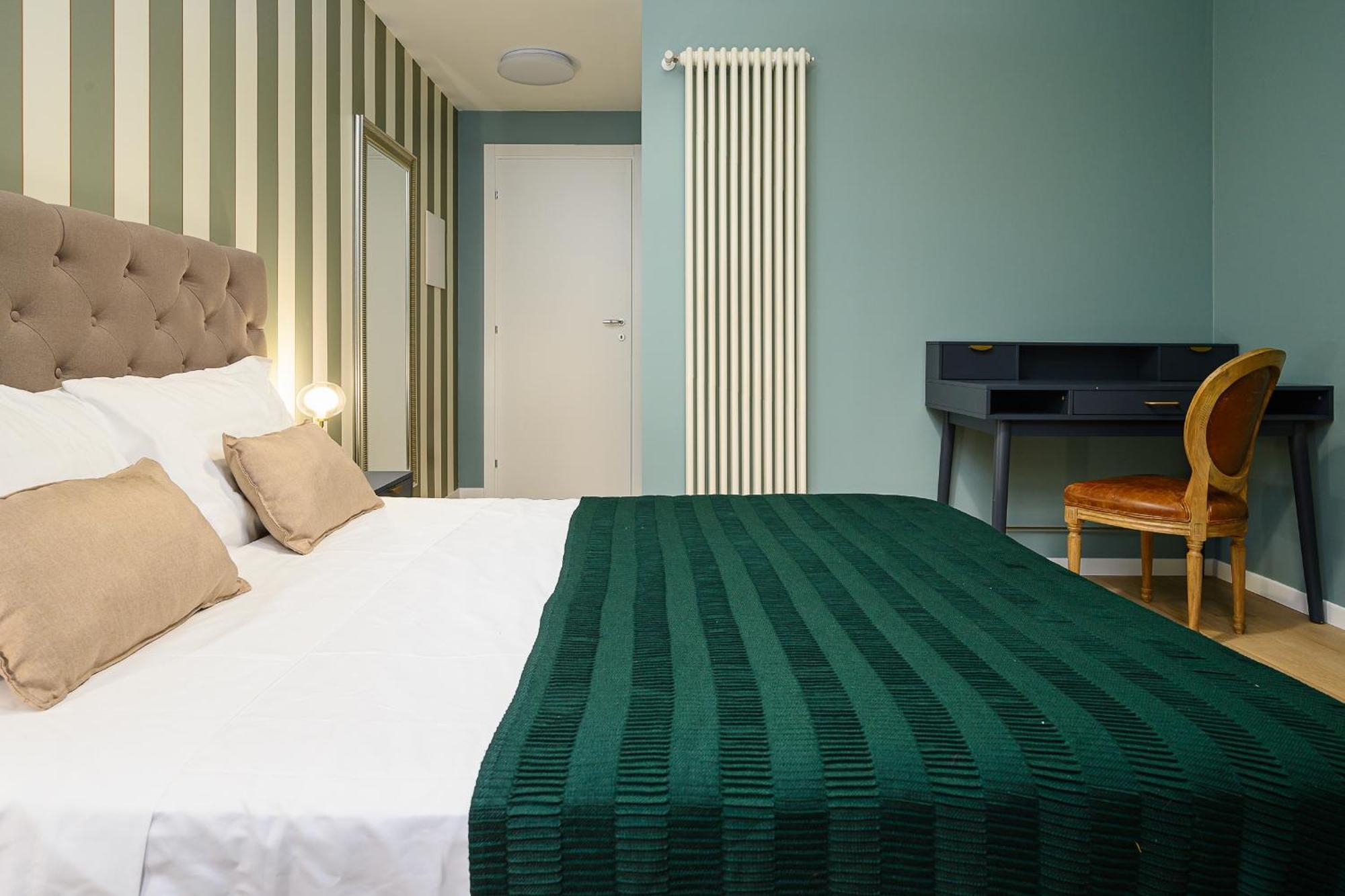 Suites In Porta Garibaldi & Chinatown - City Center Well Connected Милано Екстериор снимка