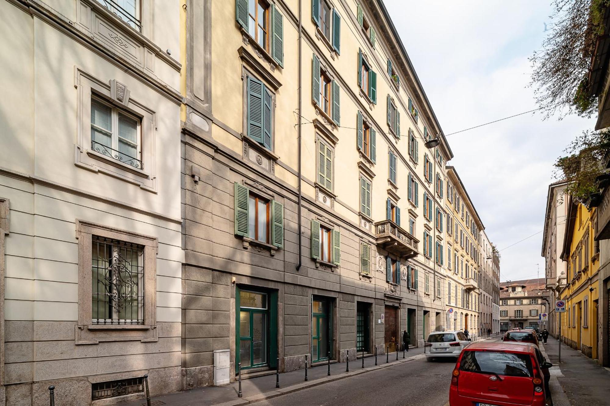 Suites In Porta Garibaldi & Chinatown - City Center Well Connected Милано Екстериор снимка